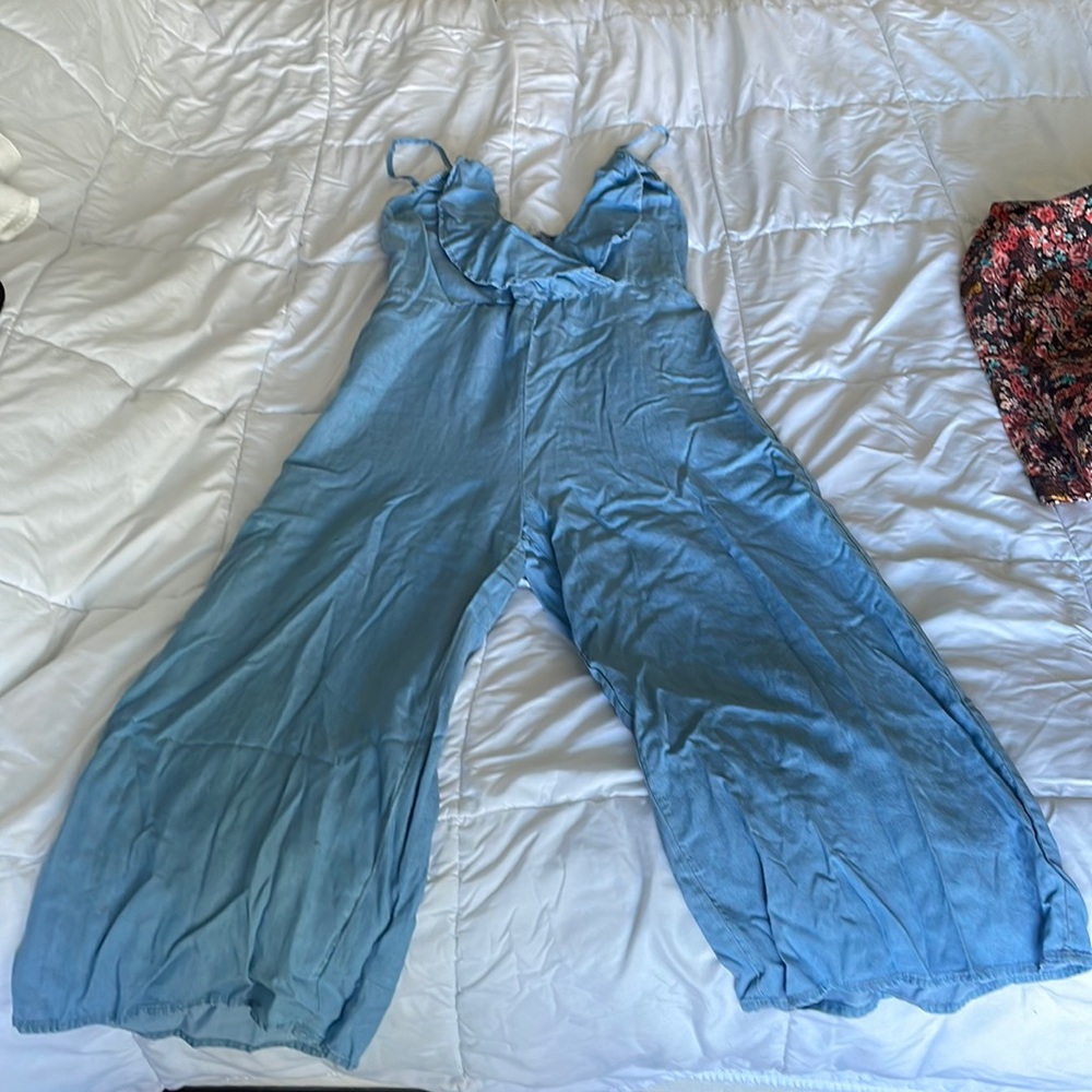 The cutest Jean jumpsuit